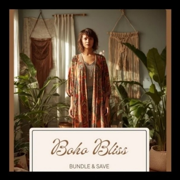 🌙 Pink and White Striped Strapless Dress - Picture 2 of 10